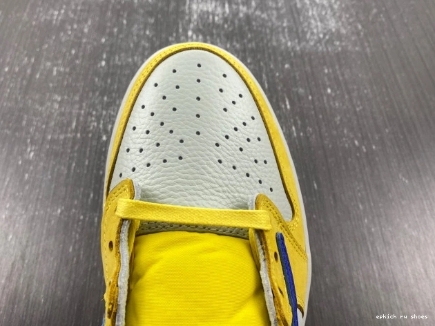 Rep 1 Jordan Travis x Scott Low Air OG Canary DZ4137-700 0701